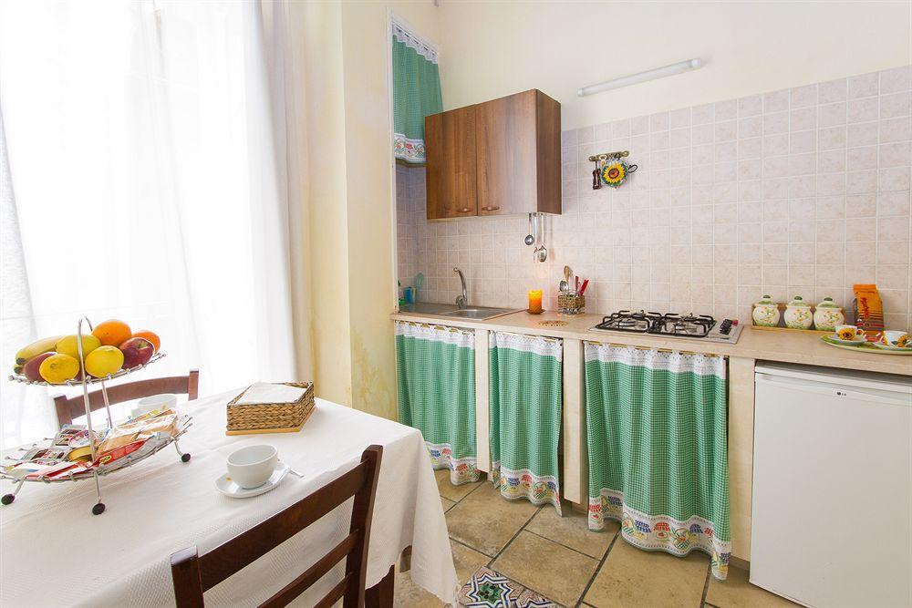 B&B Casa Li Santi Lecce Esterno foto