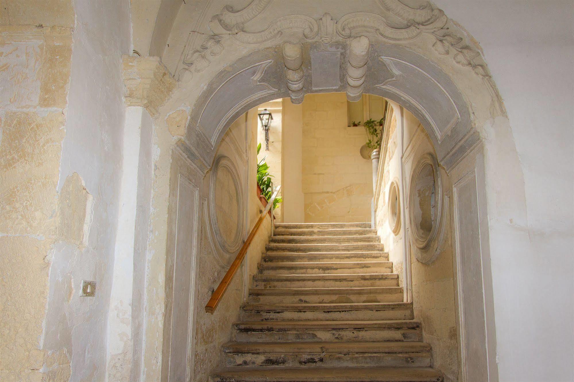 B&B Casa Li Santi Lecce Esterno foto